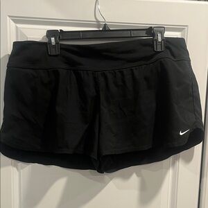 NIKE Women’s Athletic Shorts XL